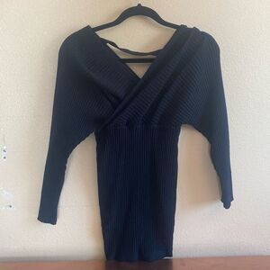 Windsor Black Long sleeve off the shoulder sweater Mini dress Medium